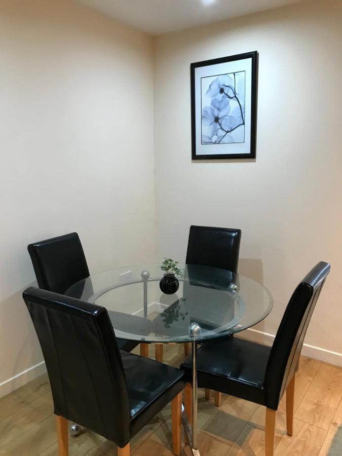 Apex Fox Street With Free Parking Apartment