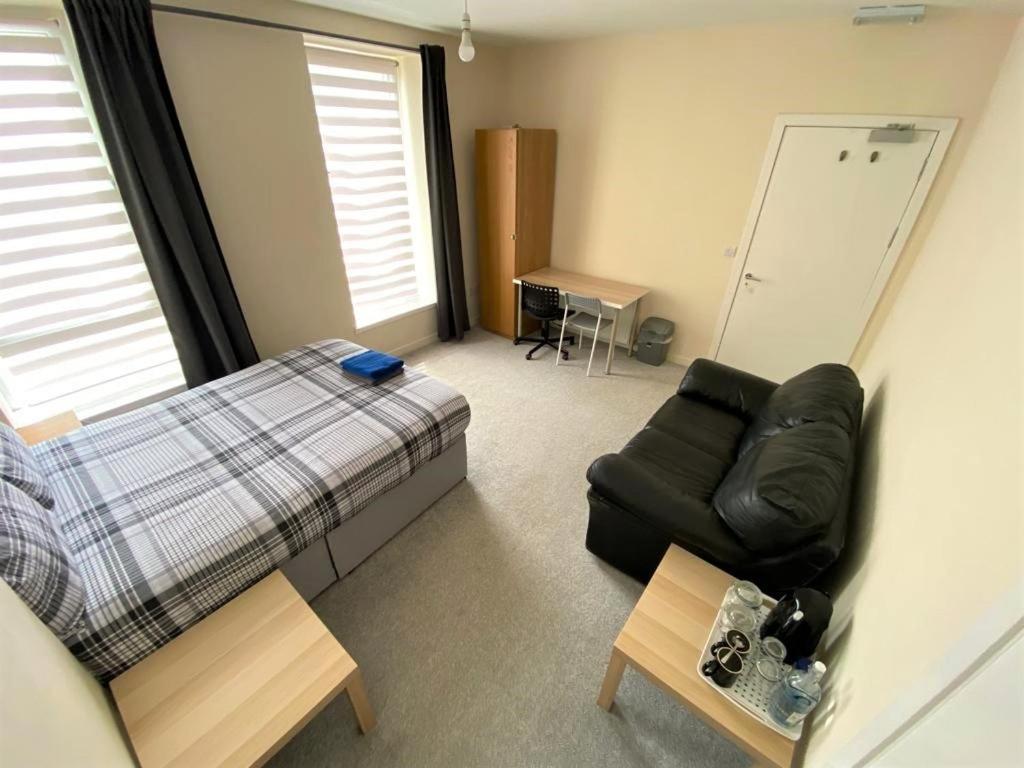 Ibrox Guest house *
