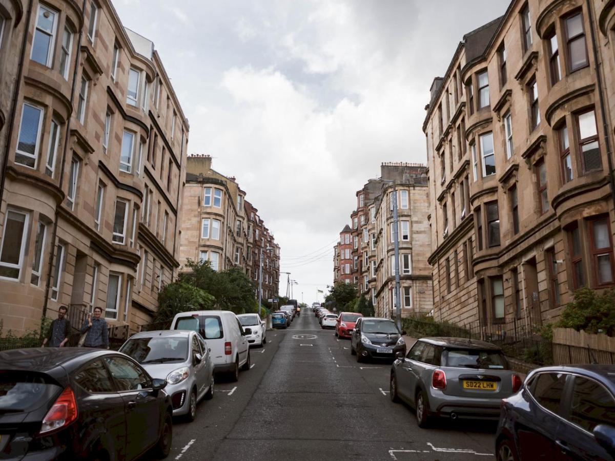 Pass The Keys Lovely Traditional 2 Bedroom Flat In West End * Glasgow