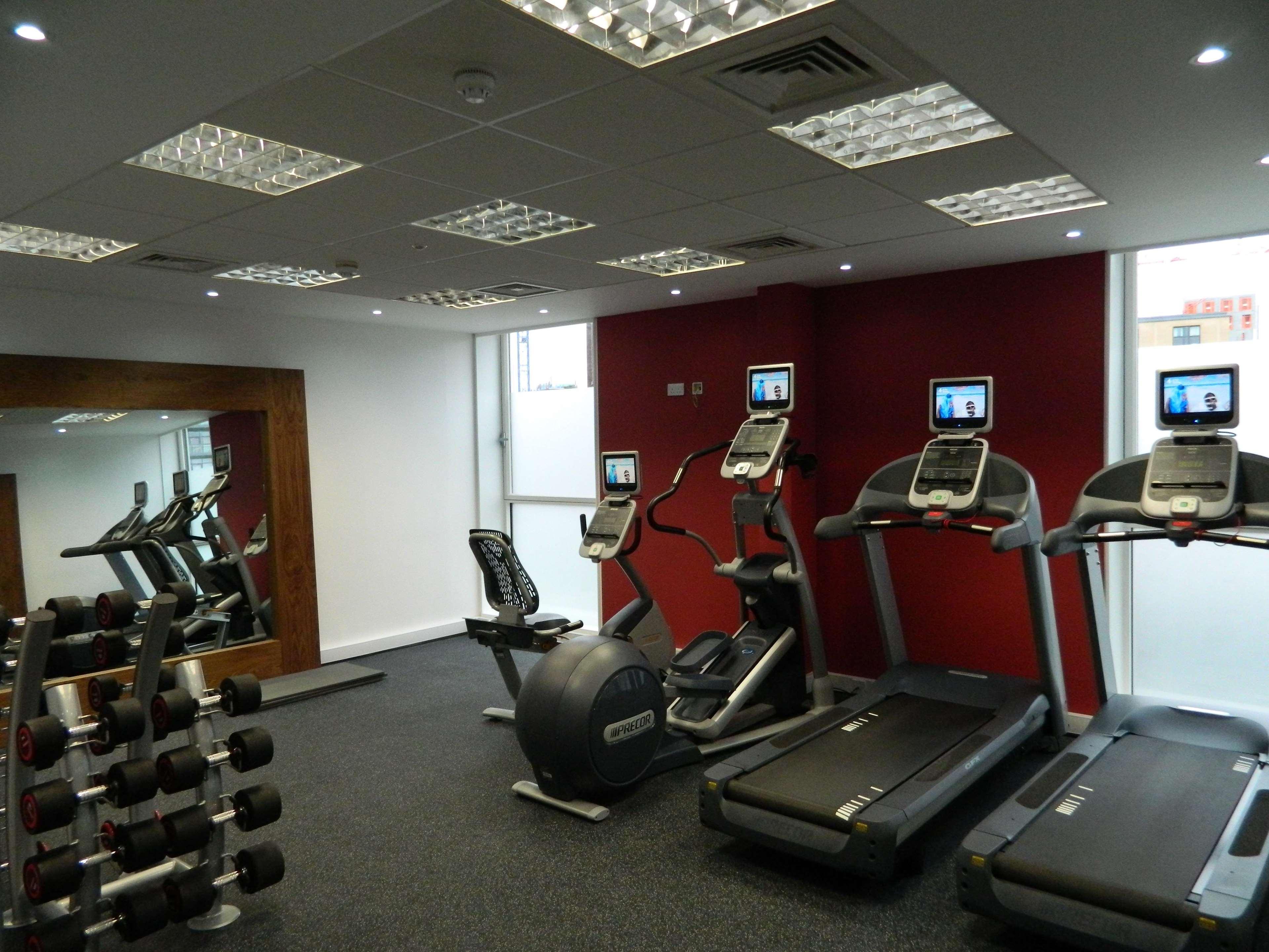 Hilton Garden Centre Hotel 4*