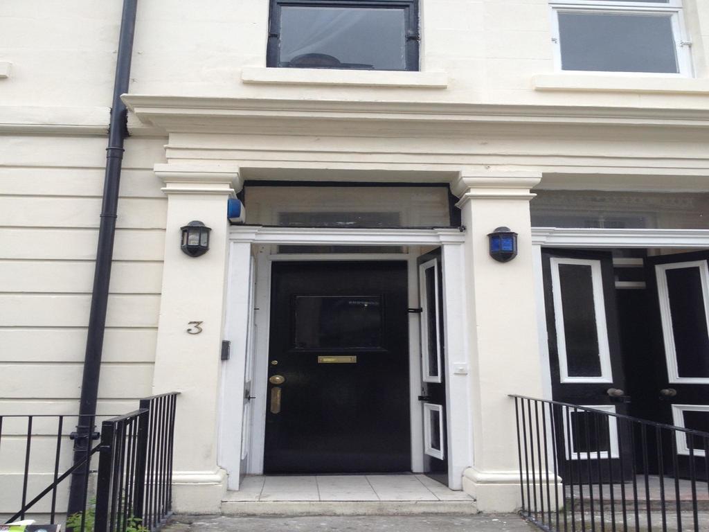 House 3*