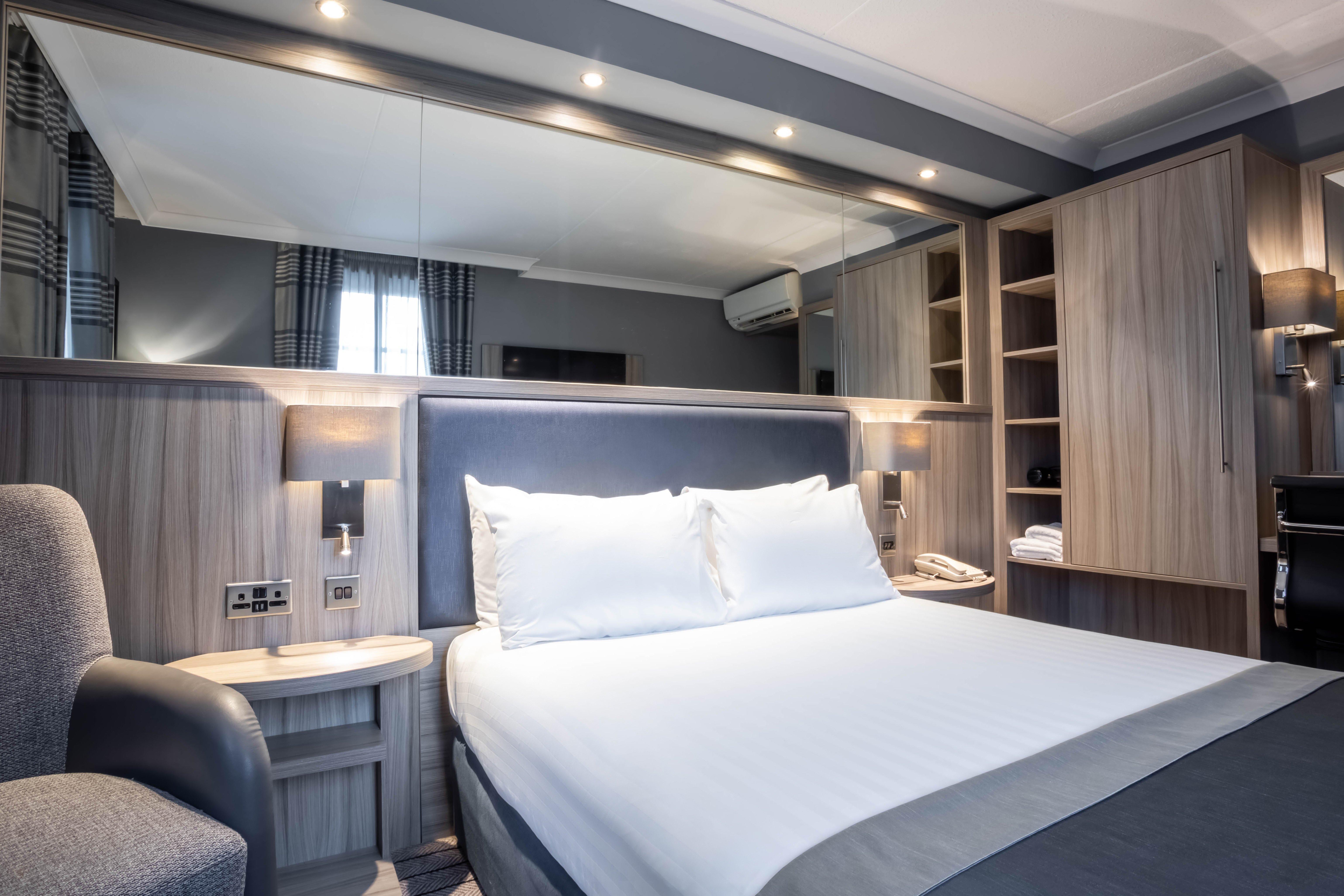 Hotel - - Ctr Theatreland By Ihg 4*
