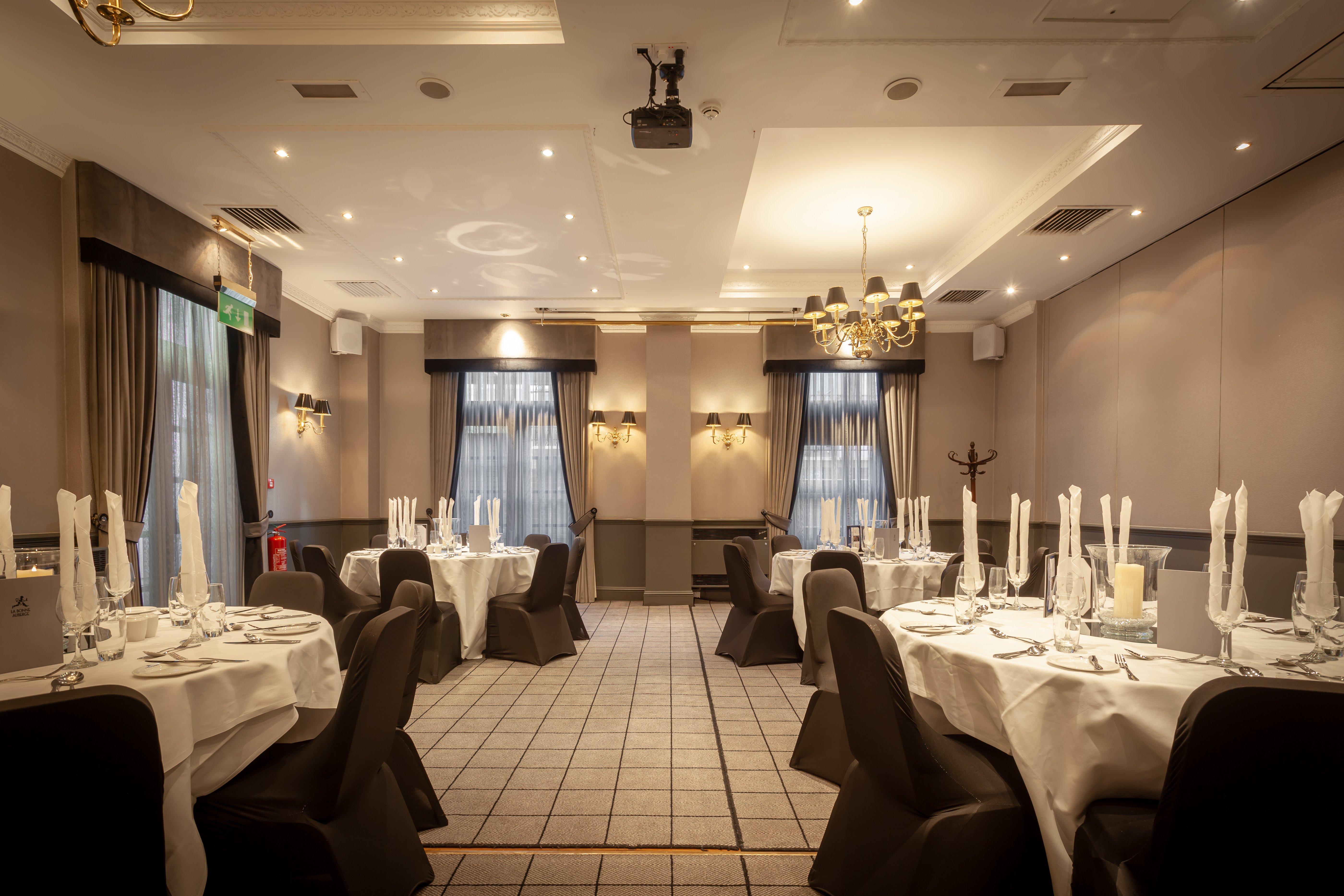 Hotel - - Ctr Theatreland By Ihg 4*