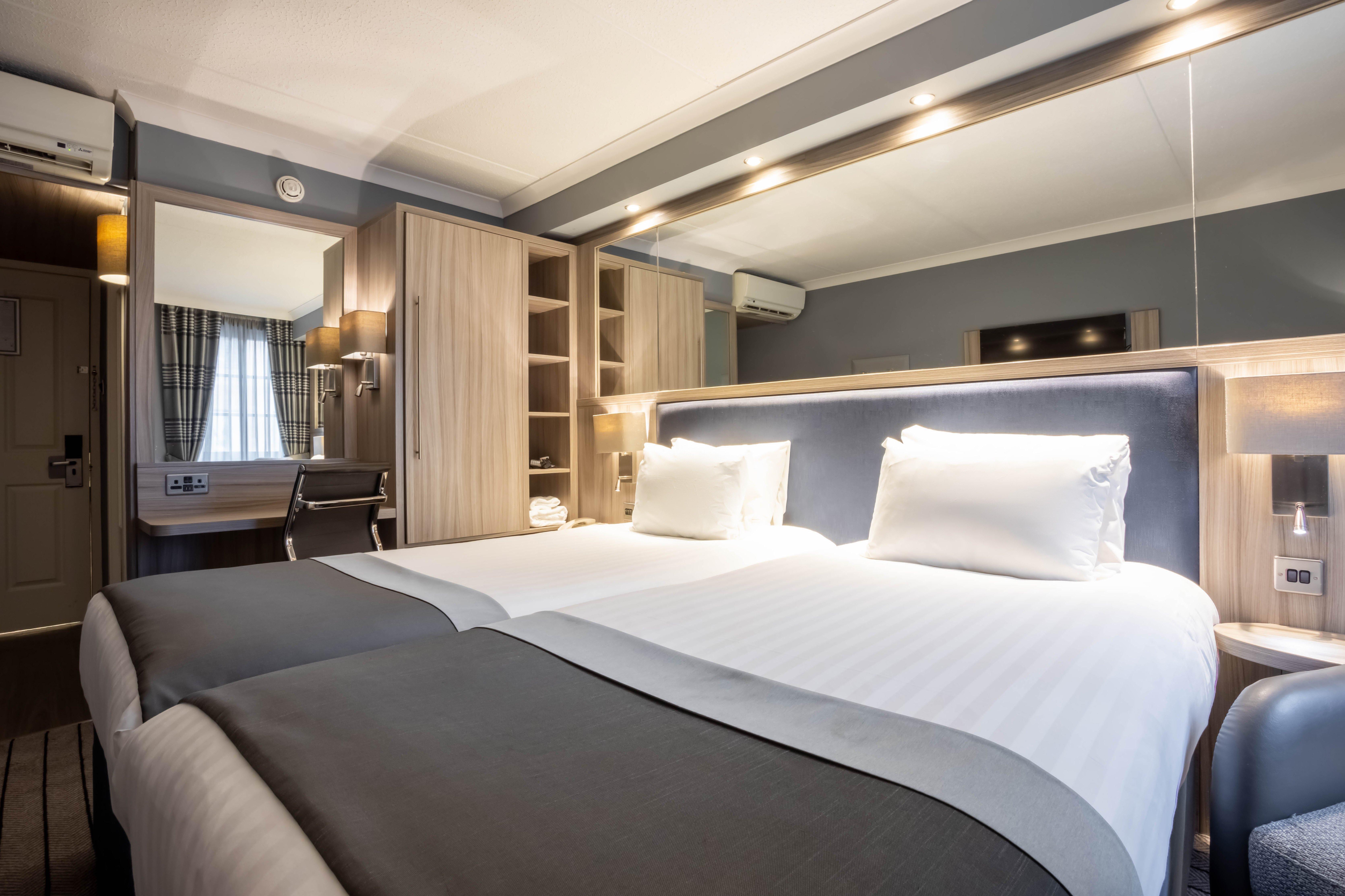 - - Ctr Theatreland By Ihg Hotel 4*