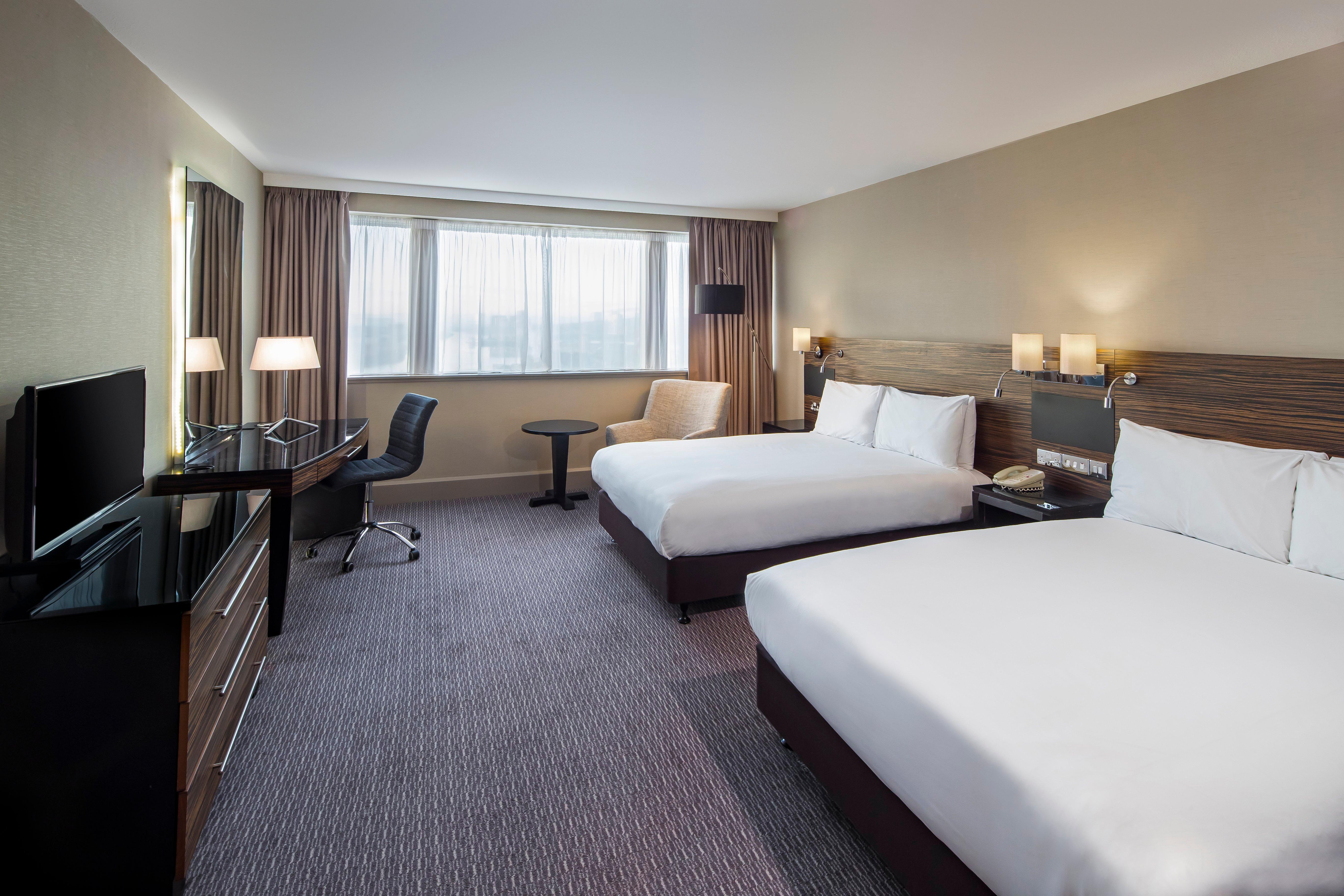 Crowne Plaza By Ihg 4*