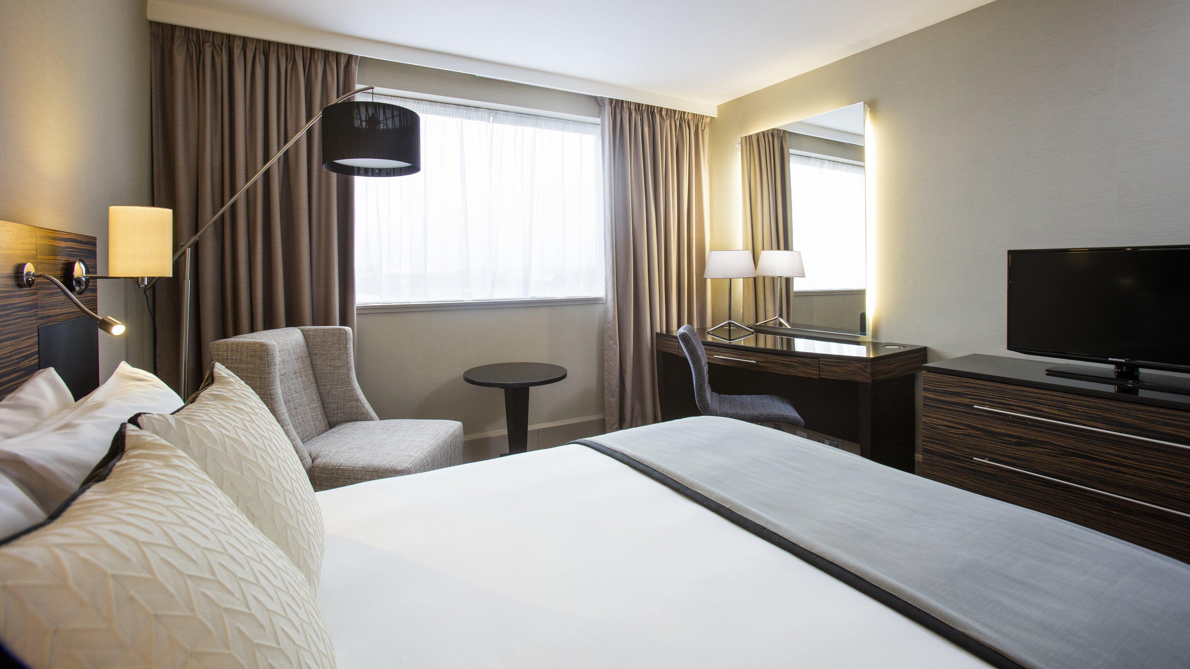Hotel Crowne Plaza By Ihg 4*