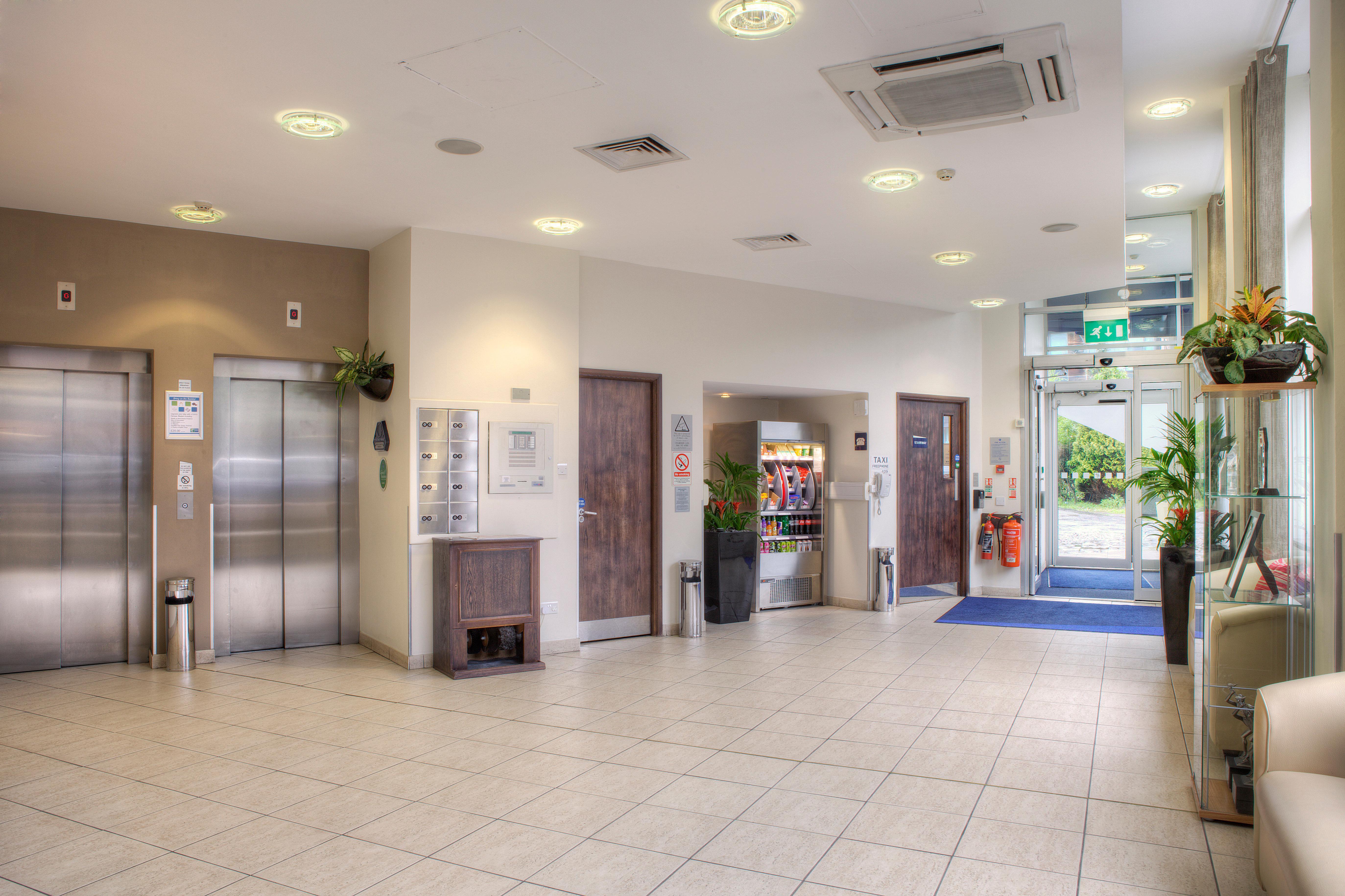 Hotel Express - - Ctr Theatreland By Ihg 3*
