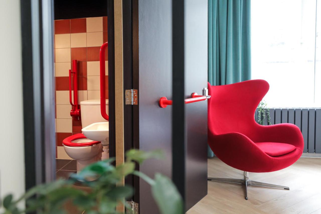 Hotel Revolver Glasgow