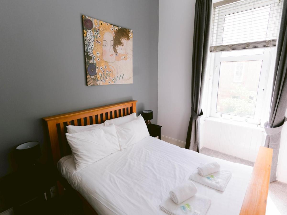 Pass The Keys 2 Bed In West End
