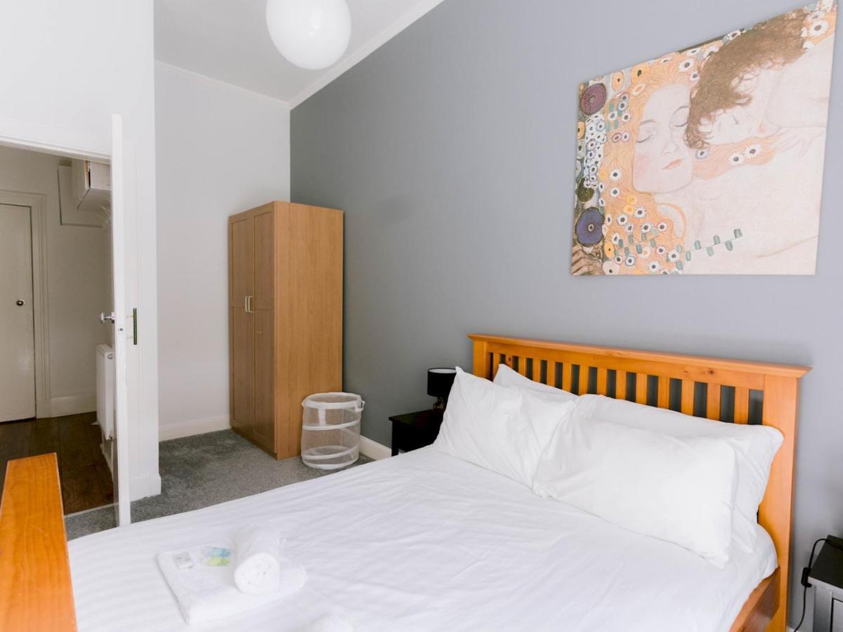Pass The Keys 2 Bed In West End Apartment