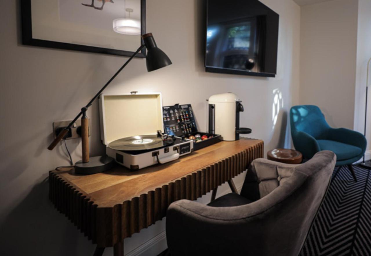 Boutique 50 Glasgow