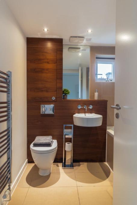 The Penthouse - Luxury Like No Other Apartment