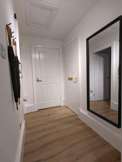 Apartment The Escape - 5* In The Heart Of Glasgow!