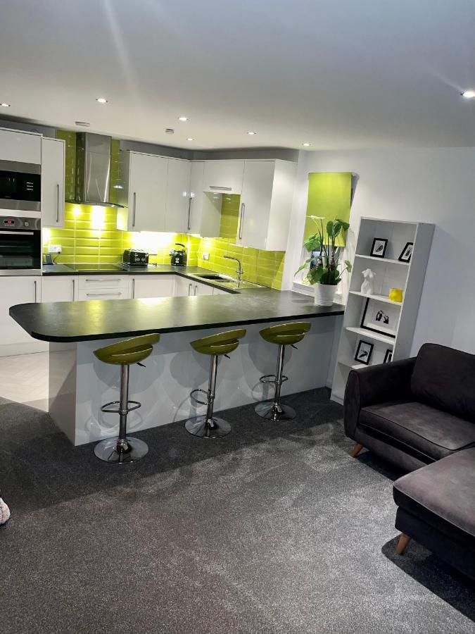 Glas-go 2 Bedroom 3 Min Walk To Secc Hydro Free Parking Onsite