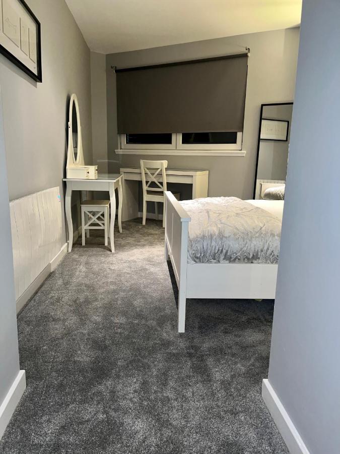 Apartment Glas-go 2 Bedroom 3 Min Walk To Secc Hydro Free Parking Onsite