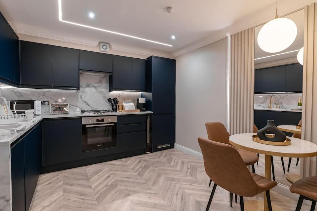 The Wilton - Your Private 5* Escape! Apartment Glasgow