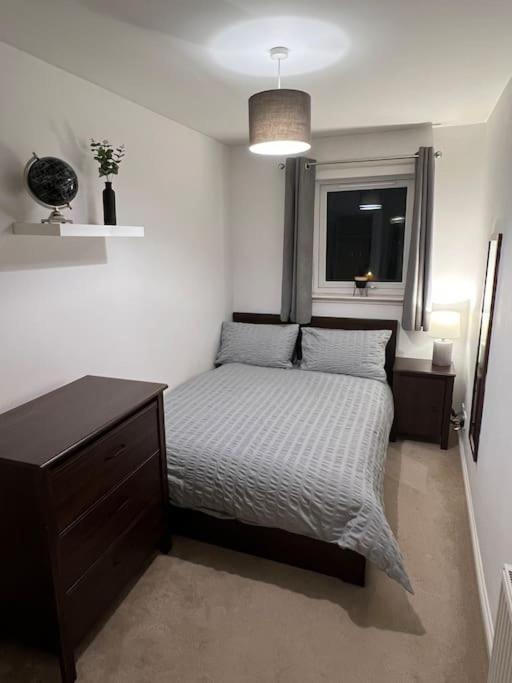 Modern 2 Bedroom Flat Near Centre Apartment Glasgow