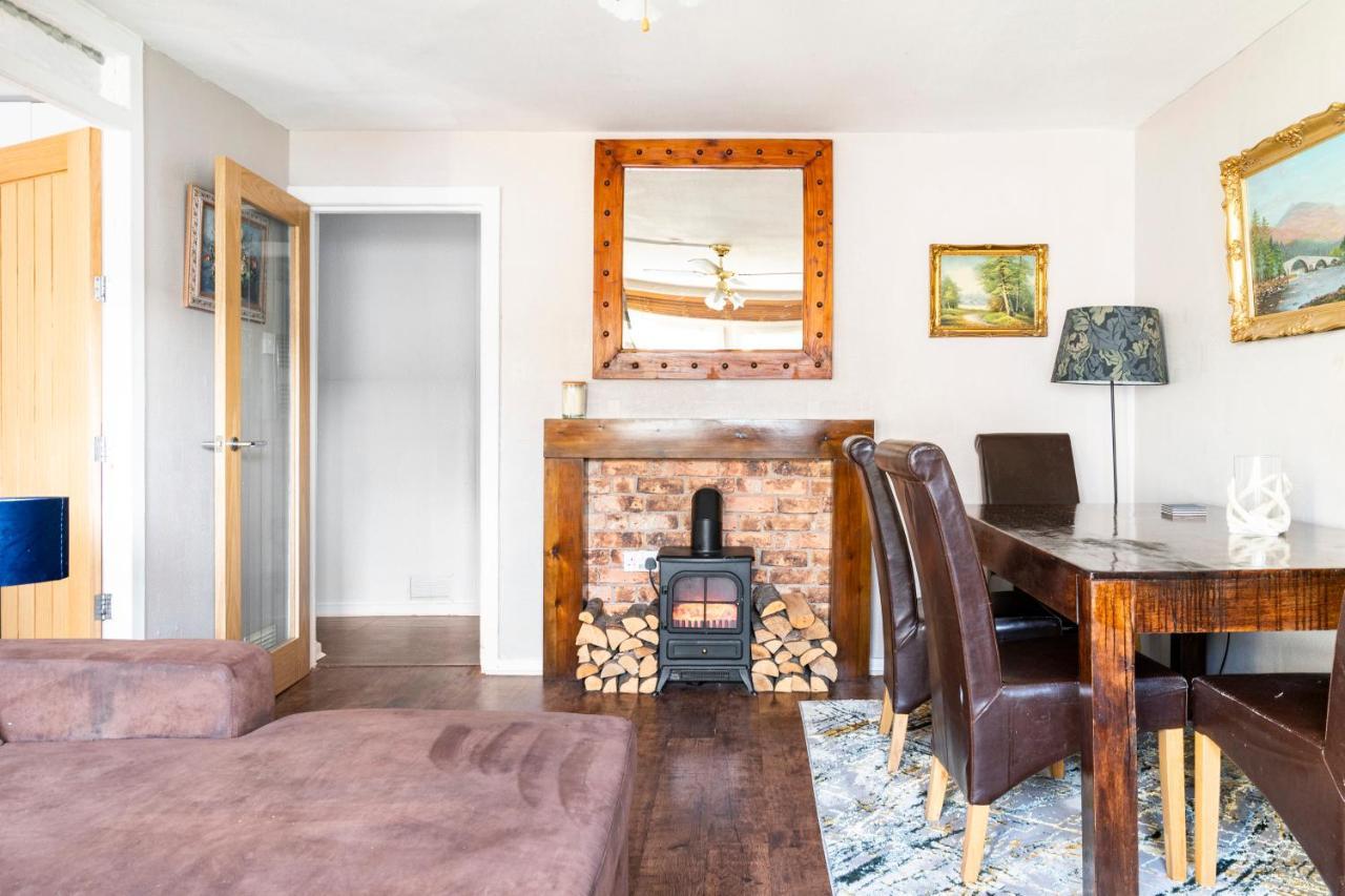 Lovely 1-bedroom With Balcony In West End Glasgow