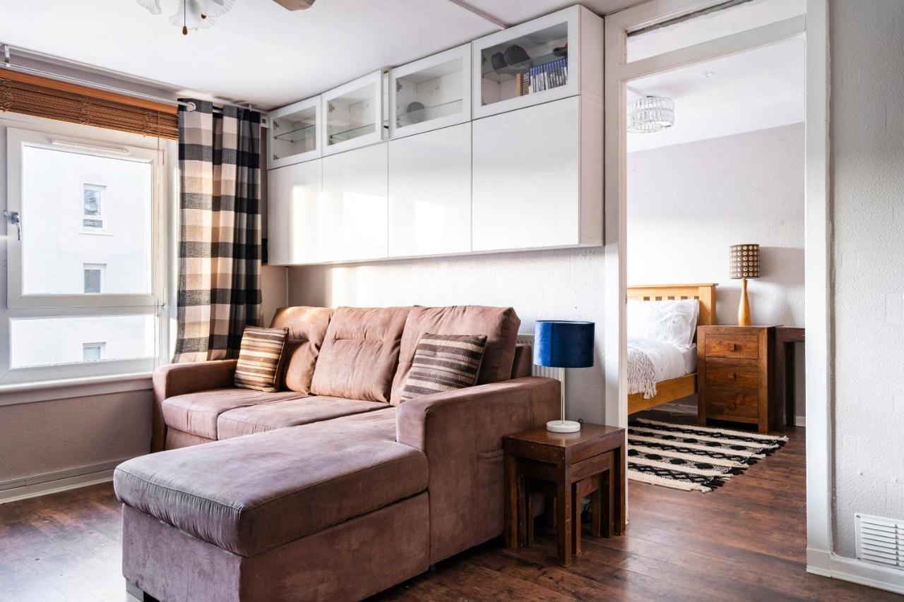 Lovely 1-bedroom With Balcony In West End *