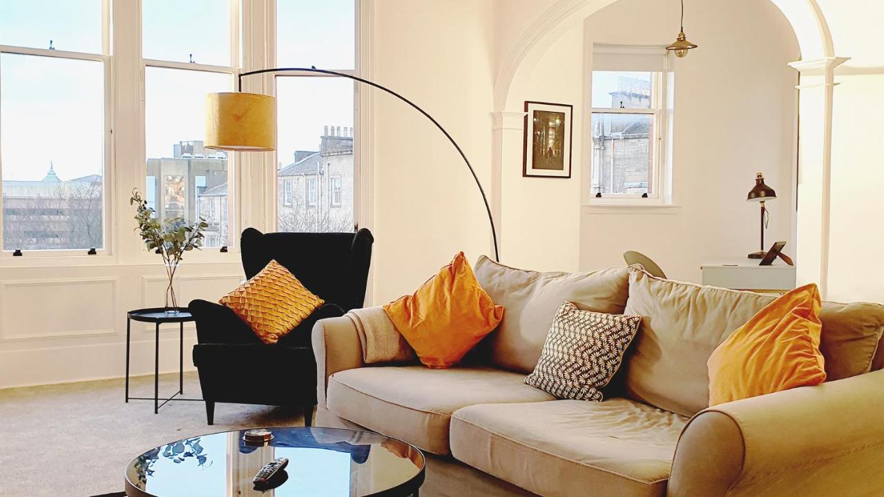 69 St Georges Mansions Apartment *