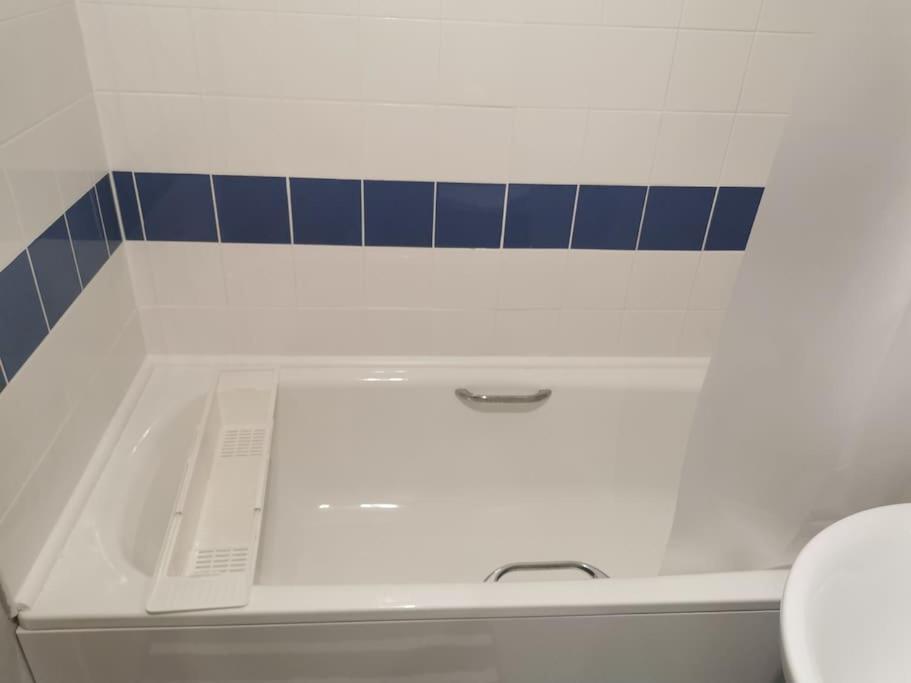 Lovely Studio Flat In Centre * Glasgow