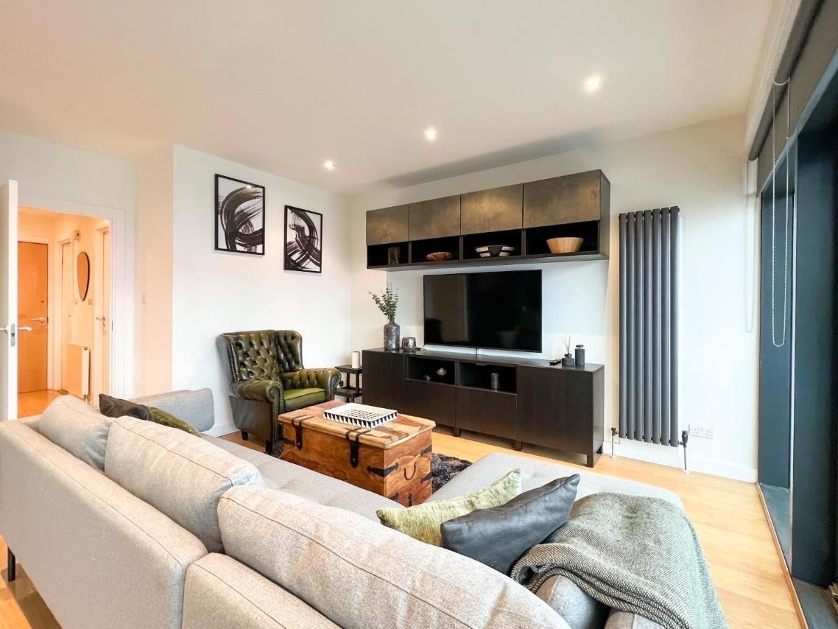 Apartment Lovely 2 Bed Duplex With Hydro Views Glasgow
