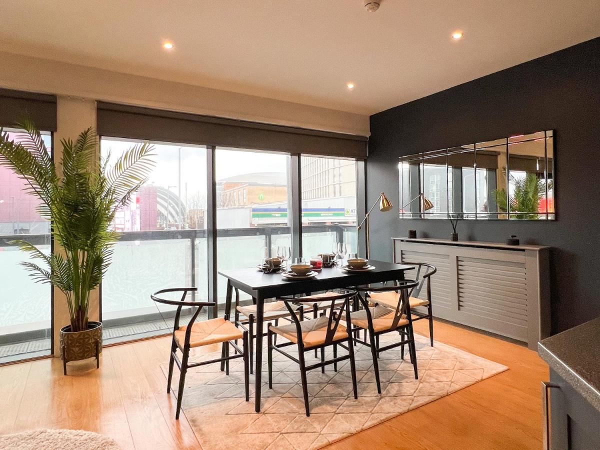 Lovely 2 Bed Duplex With Hydro Views Apartment