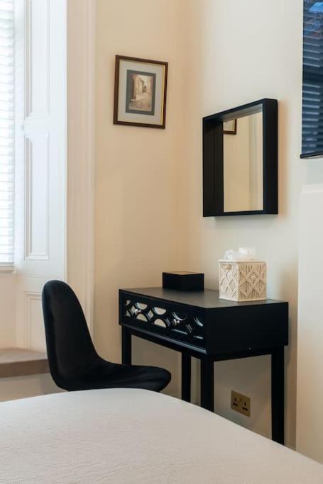 The Devonshire - Your 5 Star West End Stay! * Glasgow