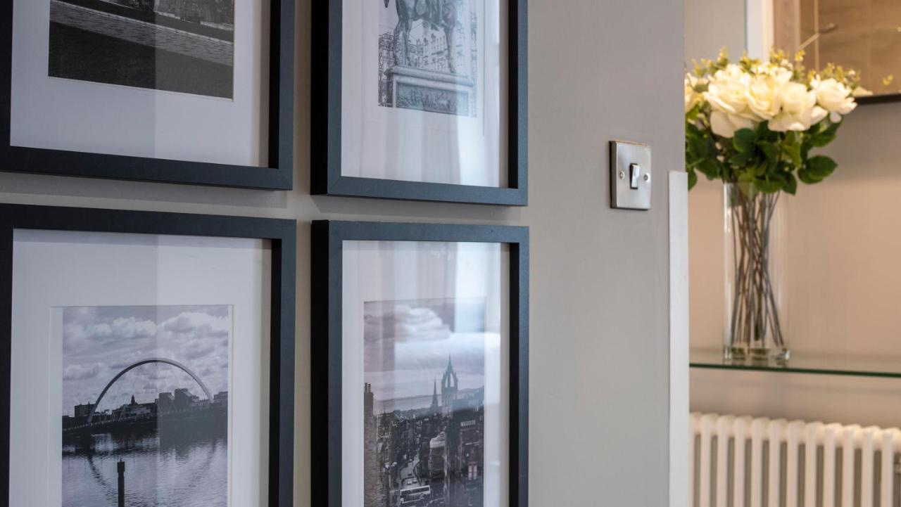 Glassford Apartment *