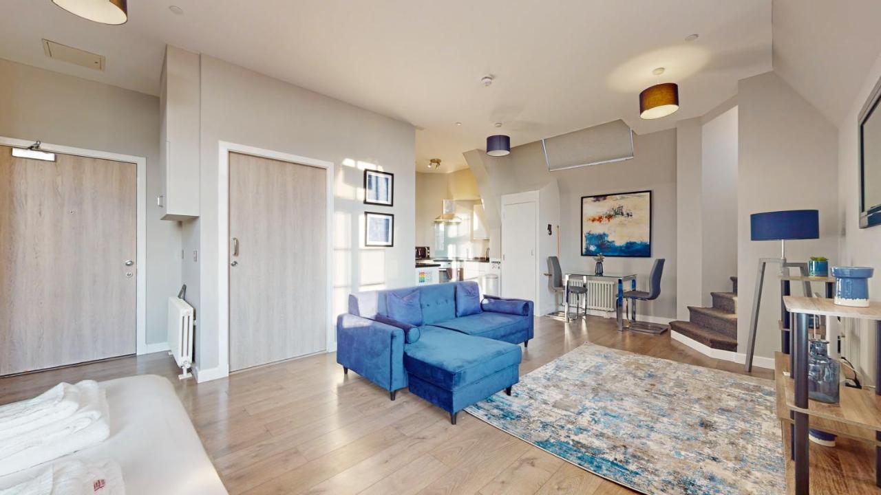 Glassford Apartment
