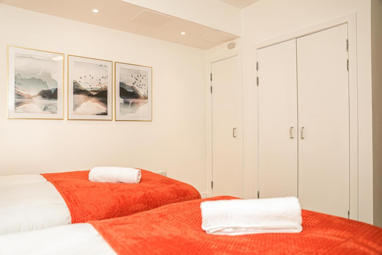 Riverside Modern 2 Bedroom Flat Glasgow