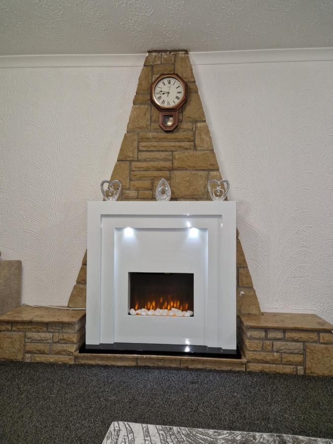 Apartment Stunning 2-bedrooms 1 Living Spacious Family Friendly
