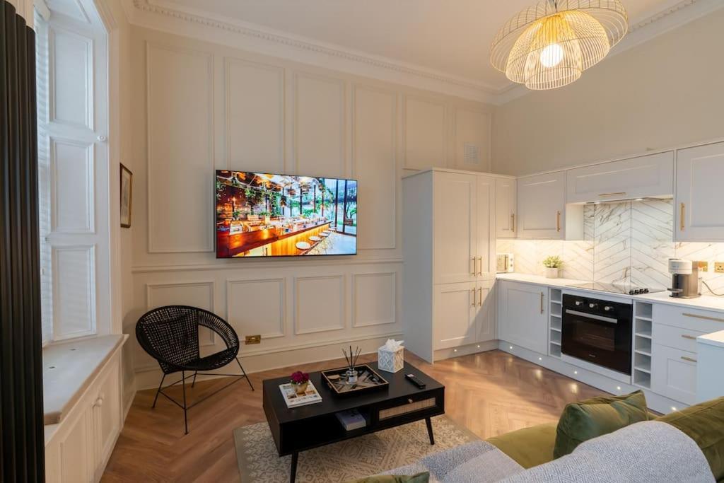 The Devonshire - Your 5 Star West End Stay! Glasgow