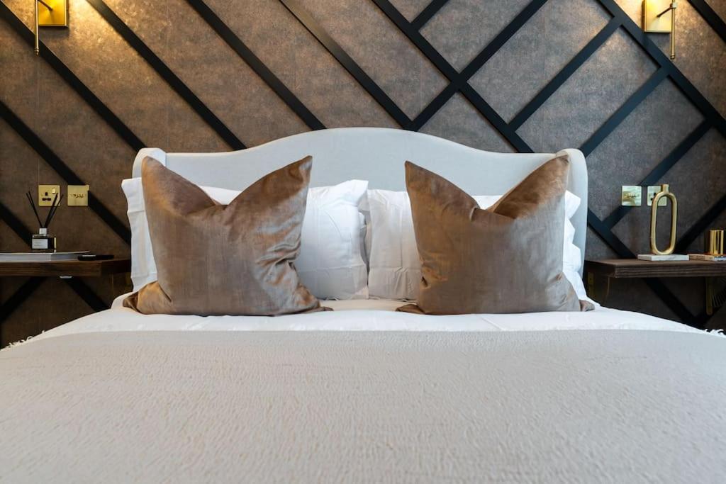 Apartment The Devonshire - Your 5 Star West End Stay! Glasgow