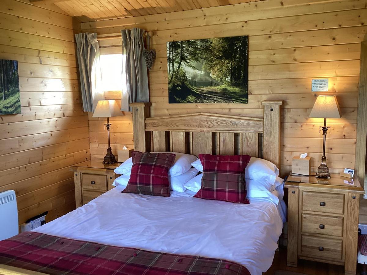 Auchenlea Lodge Glasgow