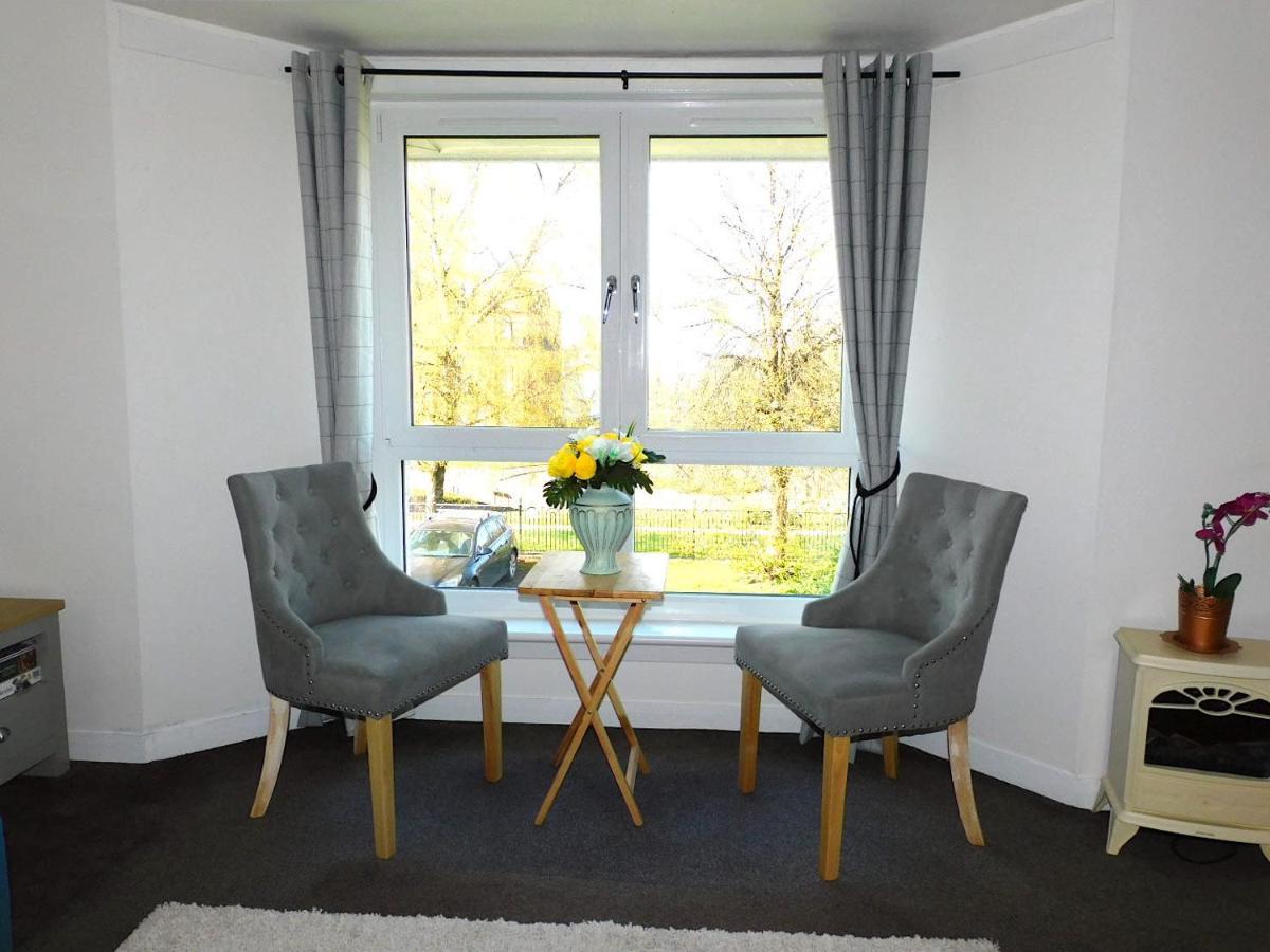 Fab Location 1 Bed Overlooking Apartment Glasgow
