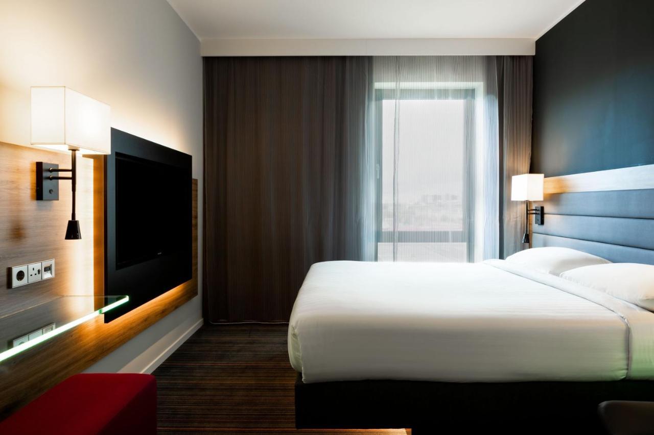 Moxy Sec Hotel Glasgow