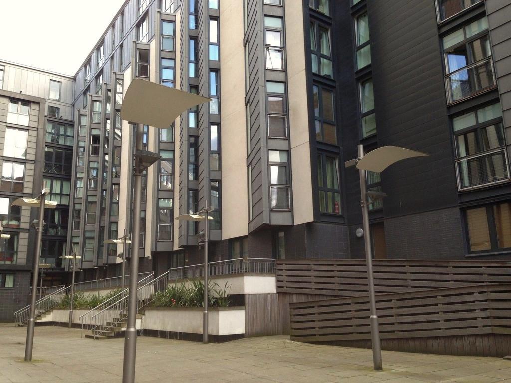 Glasgow City Centre Oswald Street Apartment *