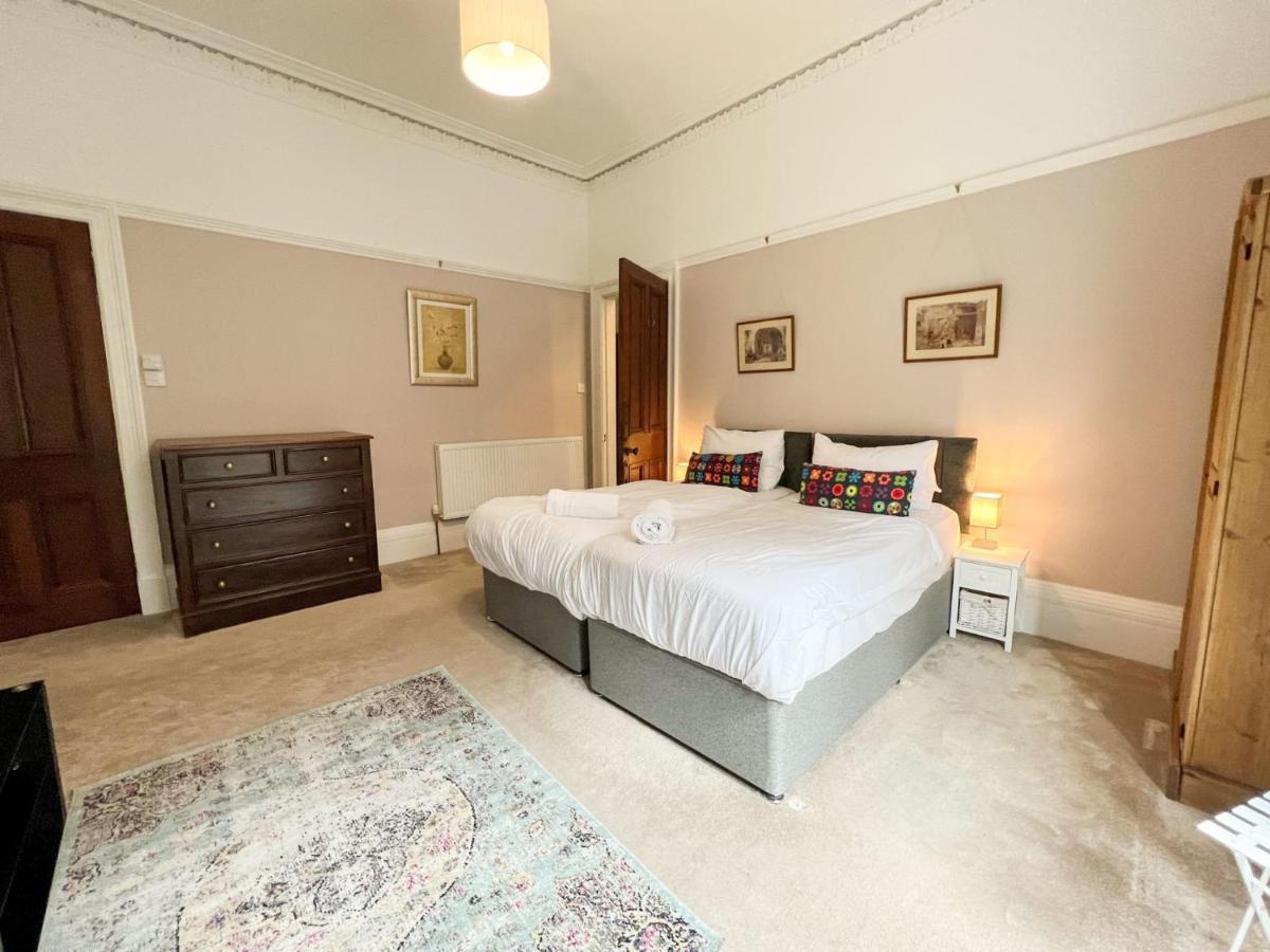 Cozy Retreat West End Apartment Glasgow