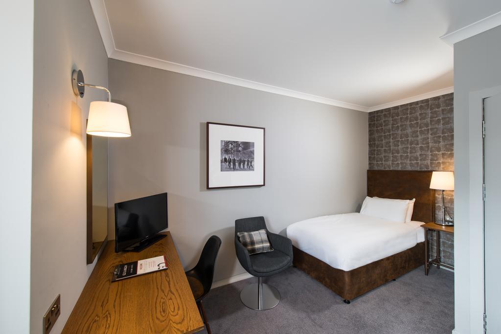 West By Compass Hospitality 3*