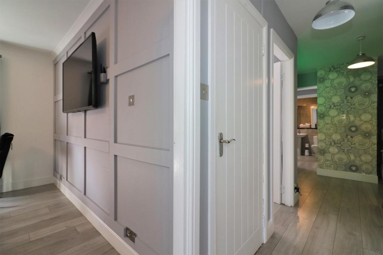2 Bedroom At Secc Hydro Free Parking *
