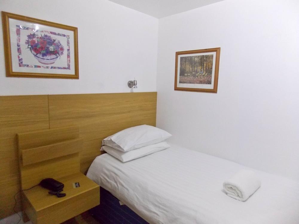 Guest house Victorian House 3*