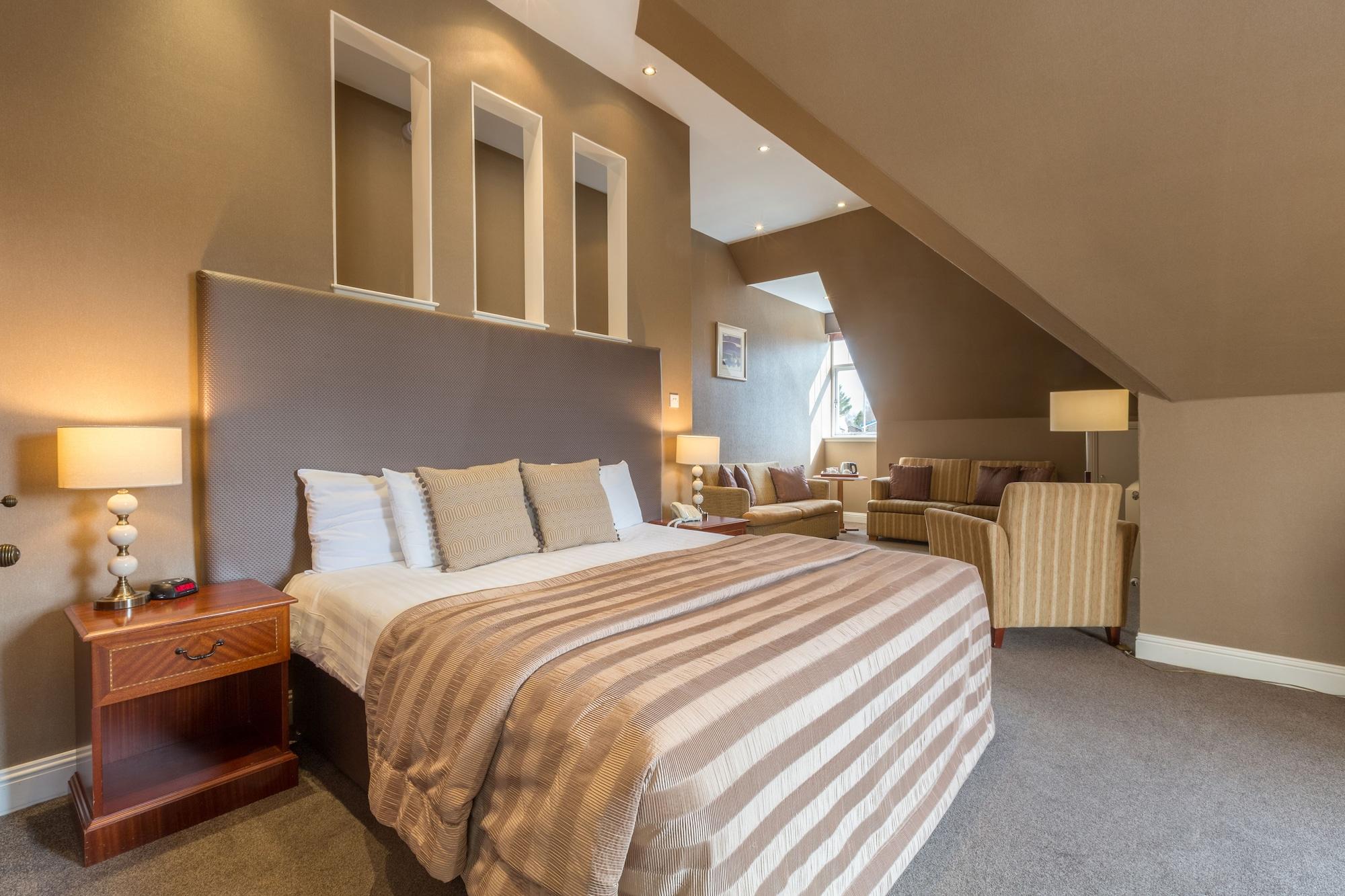 Hotel Sherbrooke Castle