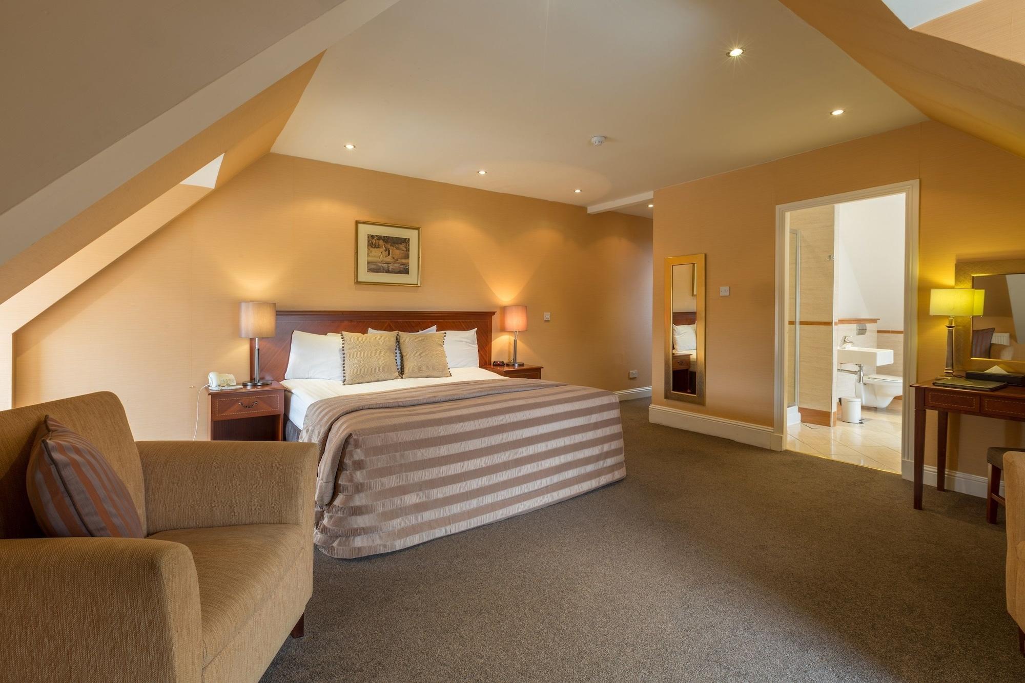 Hotel Sherbrooke Castle
