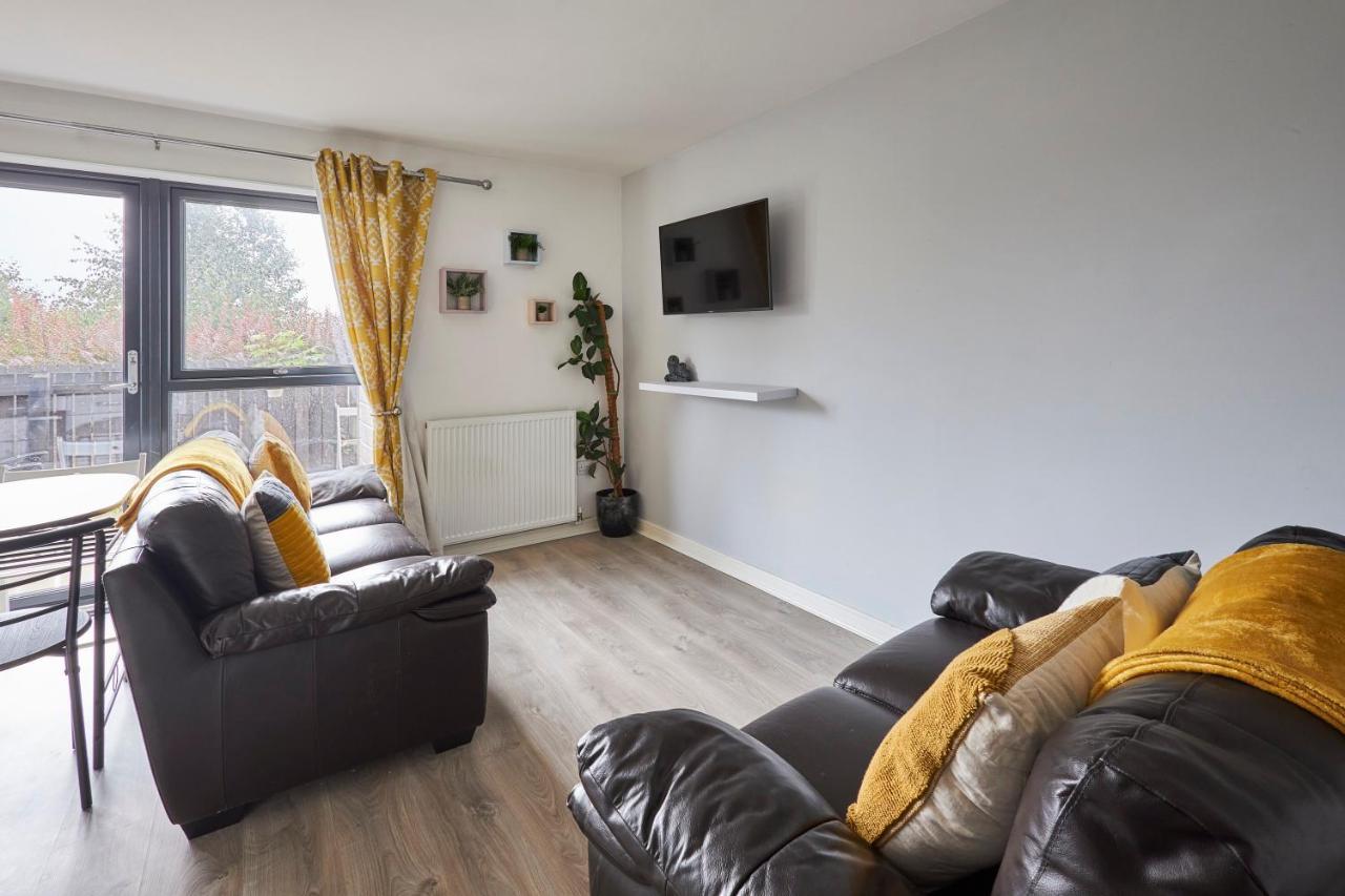 Host & - London Avenue Glasgow