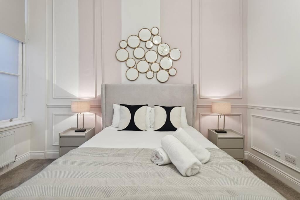 Grand 1 Bed Blythswood Glasgow