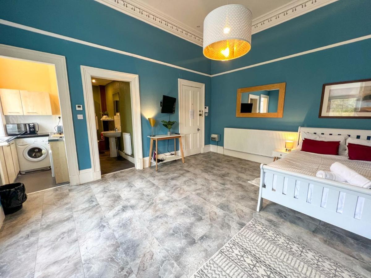 Cozy Of Glasgows West End