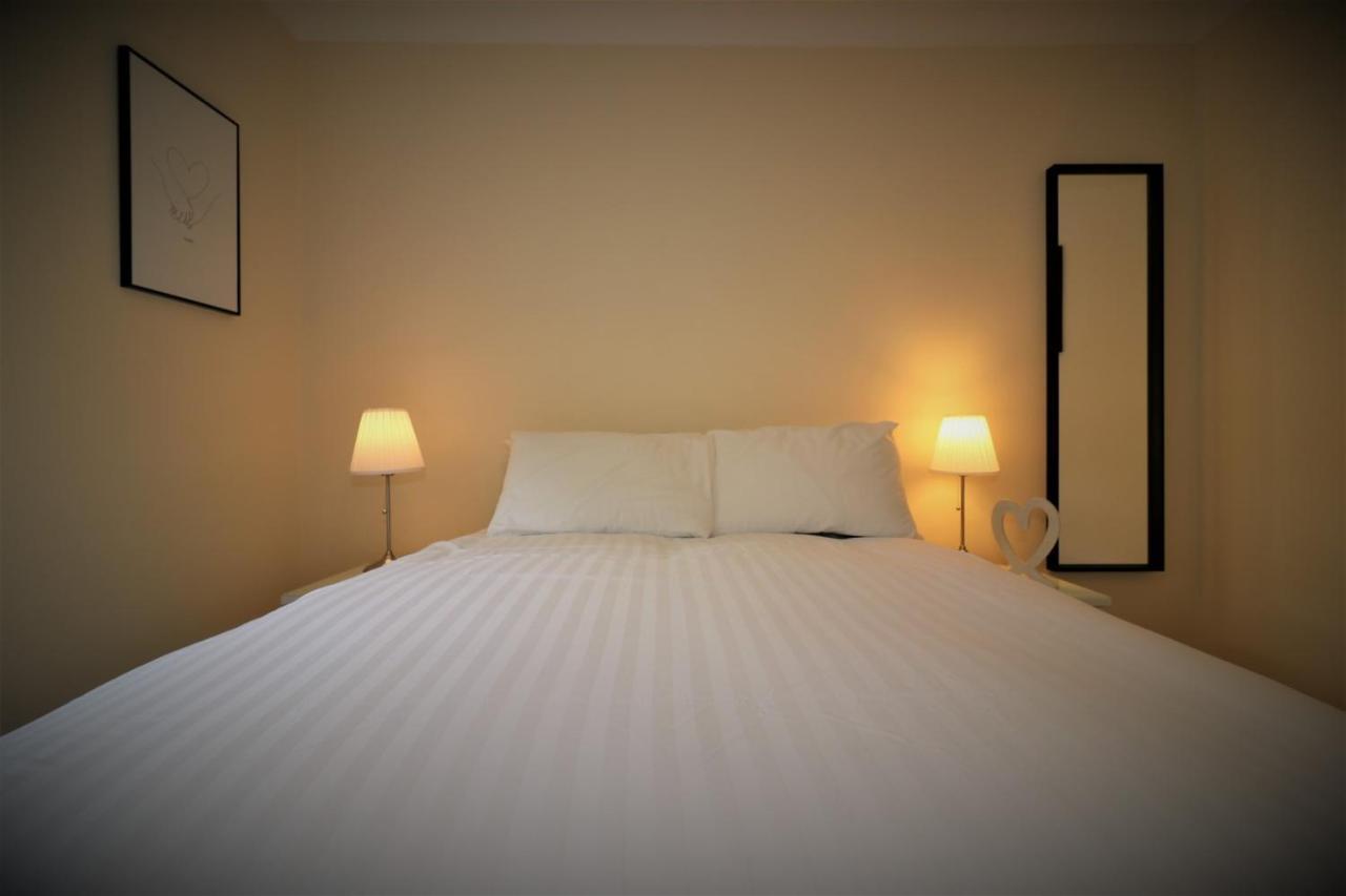 Signature - Lincoln View * Glasgow