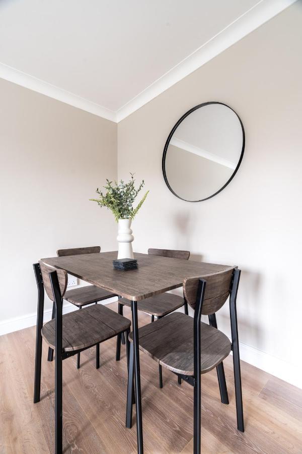 Apartment Shaw