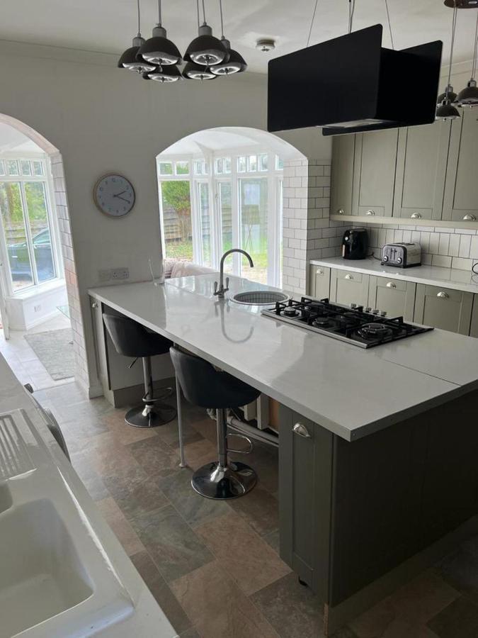 Large Country Mansion In Newton Mearns
